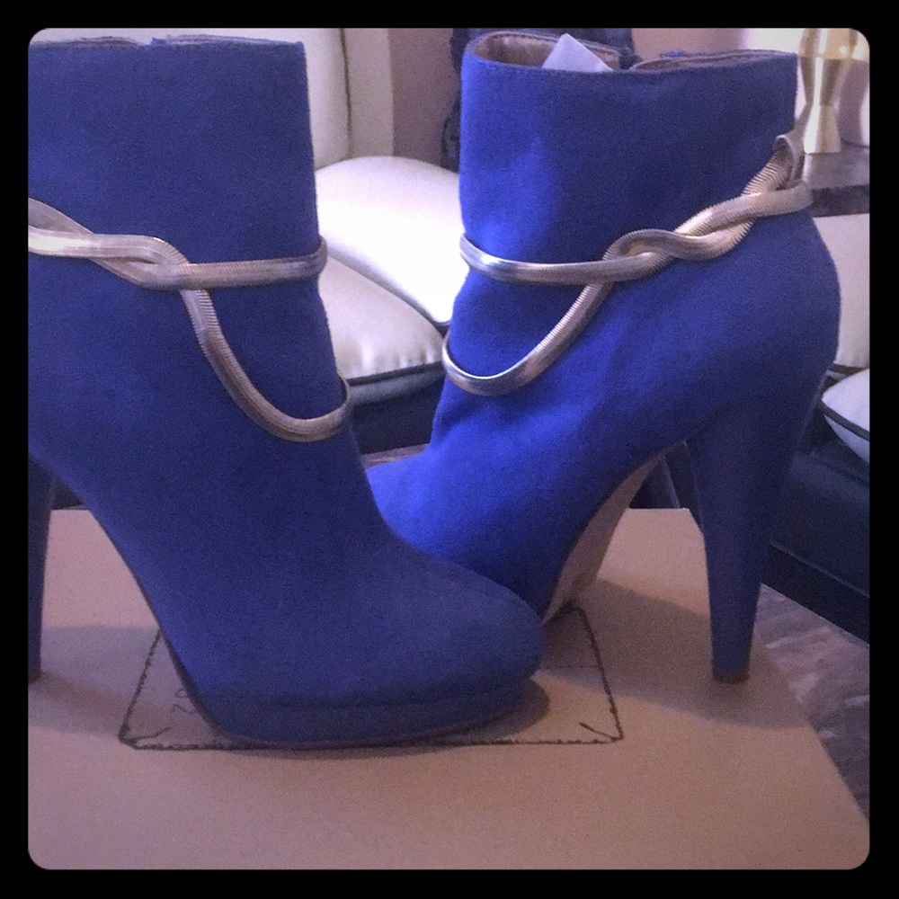 Never been worn boots